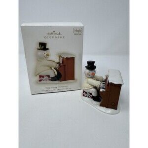 Hallmark Magic Keepsake Ornament 2009 Sing Along Snowman Piano WORKS